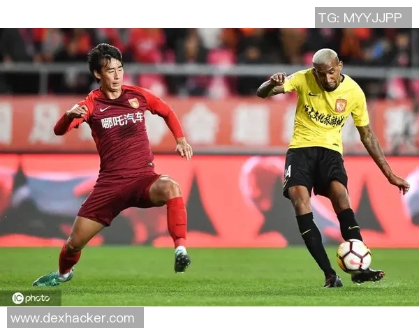 河北华夏幸福与广州恒大激战正酣粤语解说精彩纷呈